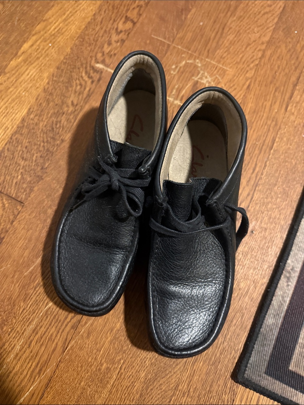Clarks Men’s Black Leather Chukka Boots